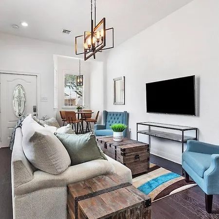 Perfect Getaway In Nola *