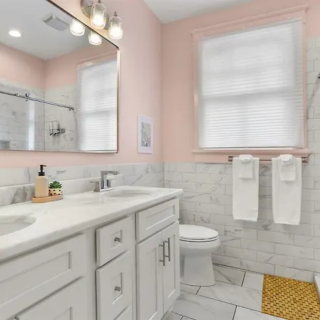 Sun Petals Chic 3bed 3 Mins To Superdome & Cbd New Orleans
