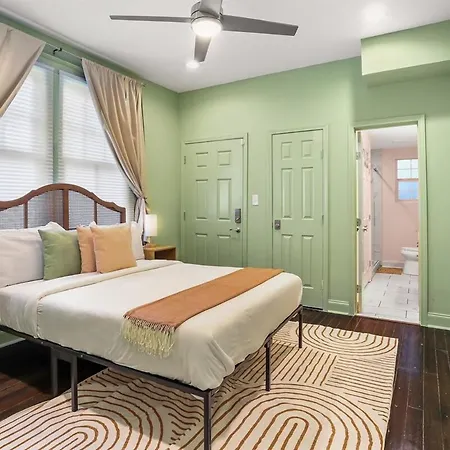 Sun Petals Chic 3bed 3 Mins To Superdome & Cbd *