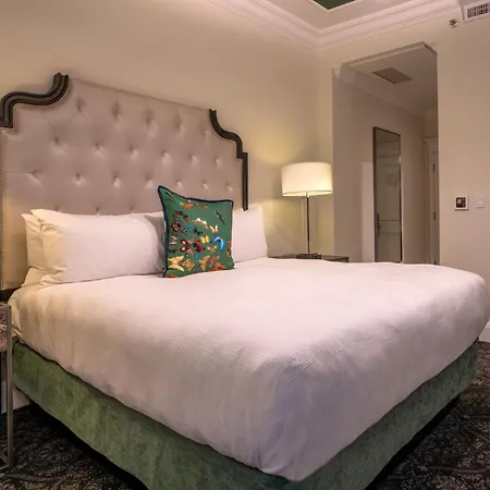 Hotel Le Pavillon, New Orleans, A Tribute Portfolio New Orleans