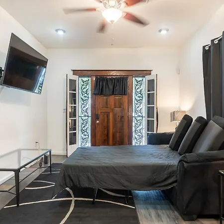 Beautiful With Jazucci Tub Holiday home *
