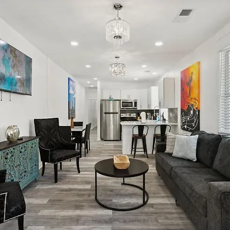 Holiday home Charming 3br Getaway Just Minutes From The French New Orleans