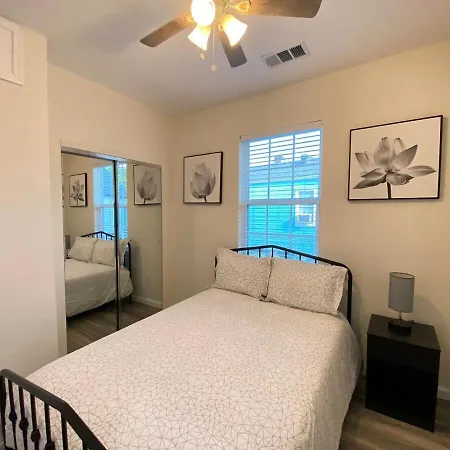 3-bedroom Close To The French Quarter Apartment New Orleans