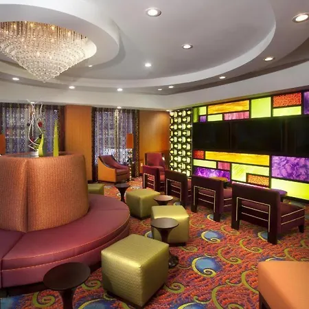 Royal St. Charles Hotel 3*