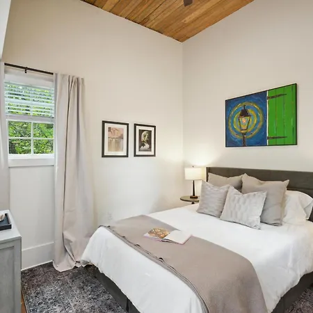 Holiday home Saint Claude Stunner