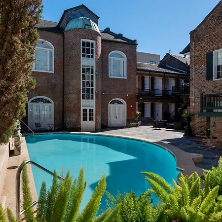 Hotel Chateau