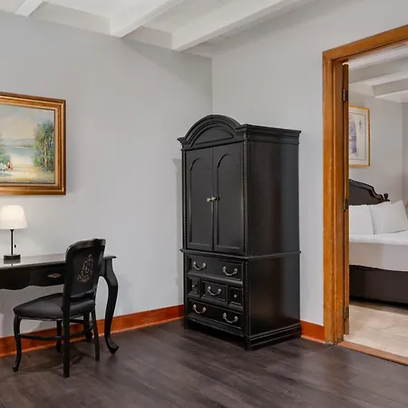 Chateau 3* New Orleans