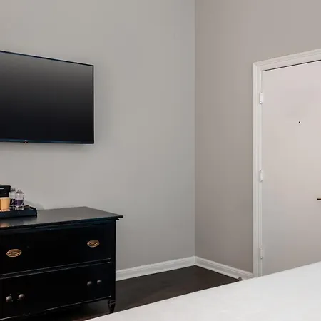 Chateau 3* New Orleans