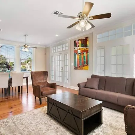 Gorgeous Elegant Home! Perfect For Vacation New Orleans