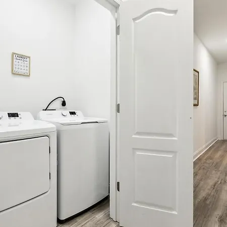 Spacious 5br Getaway In Nola *