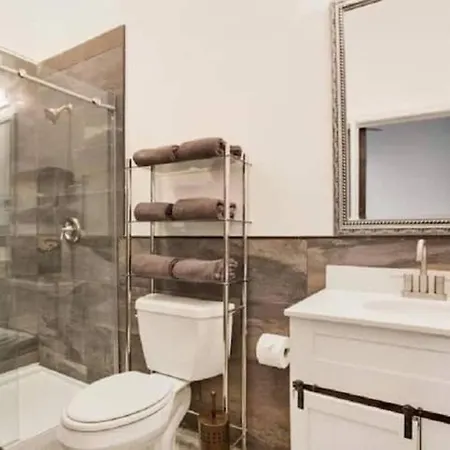 Nola Charm 3br Blocks To The French Quarter