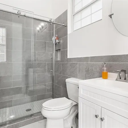 Holiday home Spacious 3br Near French Quarter & Superdome *