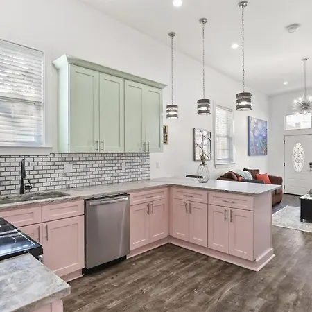 Spacious 3br Near French Quarter & Superdome New Orleans