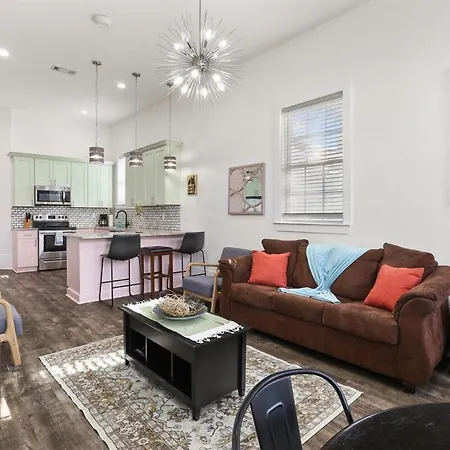 Spacious 3br Near French Quarter & Superdome New Orleans