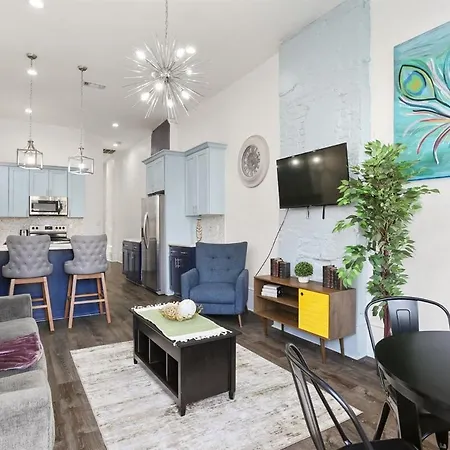 Holiday home Cozy Fresh Lux House Near Downtown