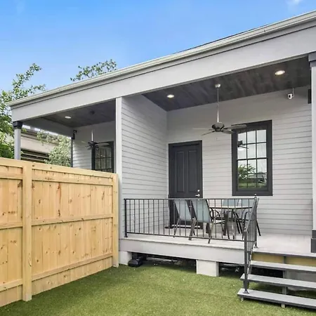 Cozy Haven By The French Quarter * New Orleans