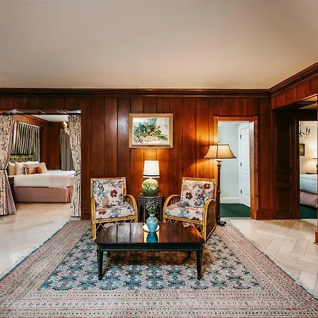 The Pontchartrain Hotel