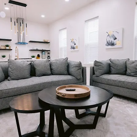 Magic Canal Apartment *