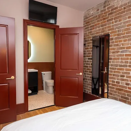 Holiday home Vibrant 4 Bed 3 Bath Mon Cher With Pool New Orleans