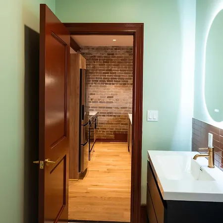 Vibrant 4 Bed 3 Bath Mon Cher With Pool * New Orleans