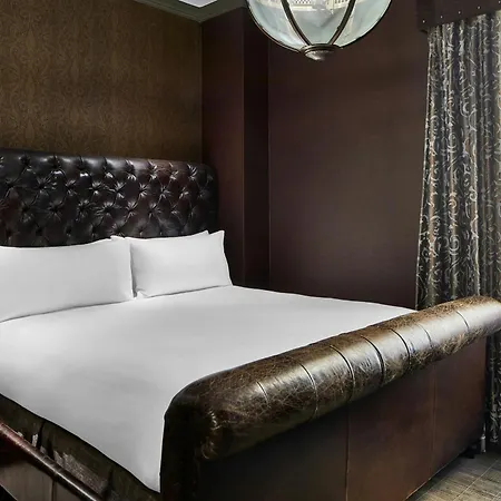 Le Pavillon, New Orleans, A Tribute Portfolio 4*
