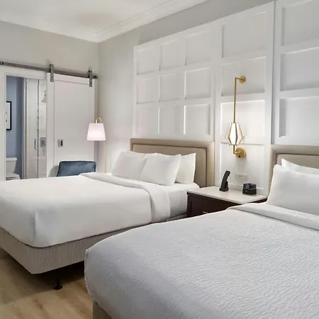 Courtyard By Marriott French Quarter/iberville New Orleans