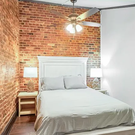 Royale Retreat Apartment