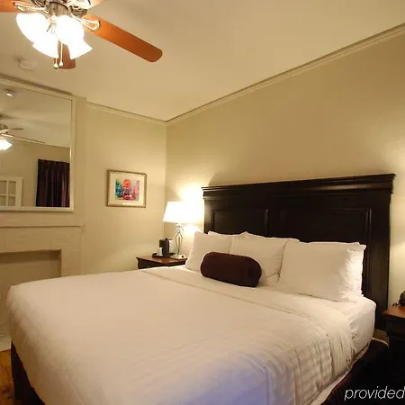 On Ursulines, A French Quarter Inn
