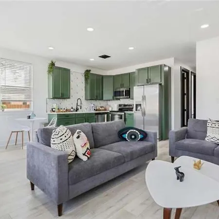 Superbowl Special Holiday home New Orleans