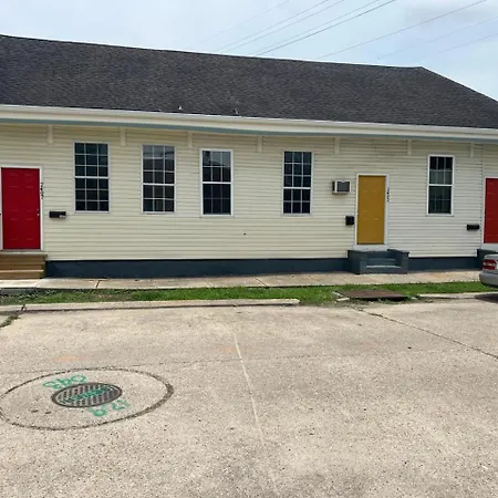 Trisuites 1 New Orleans