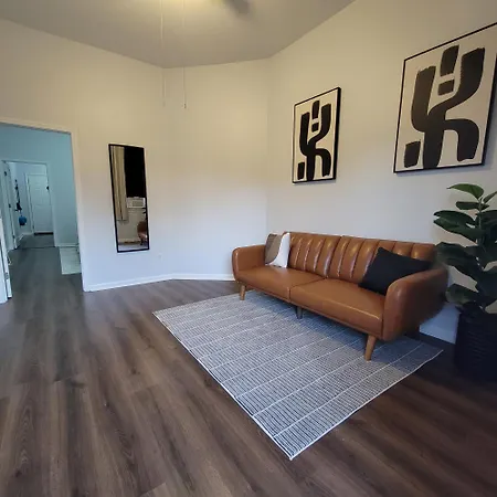 Trisuites 1 Apartment *