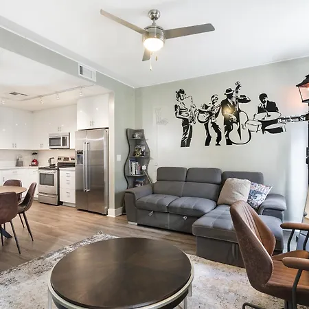 Apartment California Building Oasis: 1br In Vibrant *