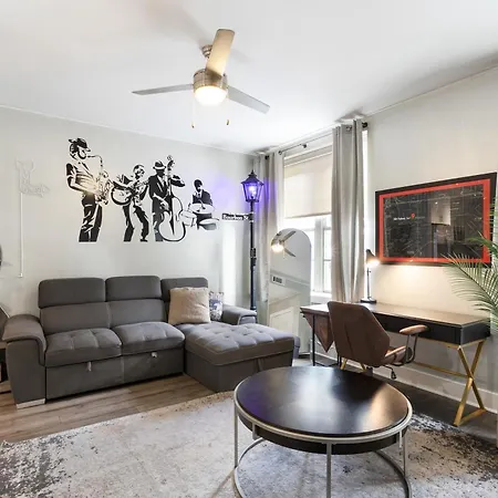 California Building Oasis: 1br In Vibrant *