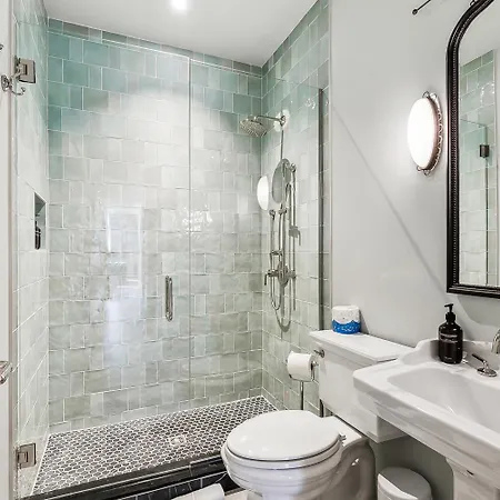 Perle Aparthotel 4*