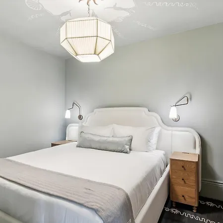 Perle Aparthotel 4*