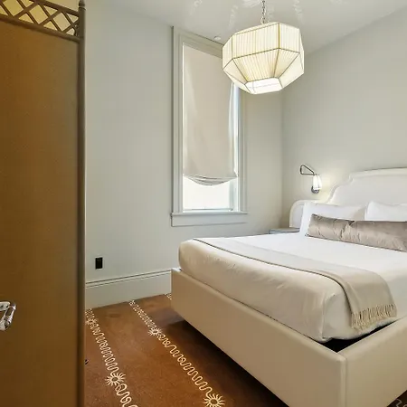 Perle Aparthotel New Orleans