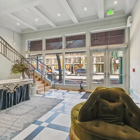 Perle 4* New Orleans