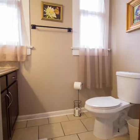 Large Spacious Beautiful Apartment New Orleans