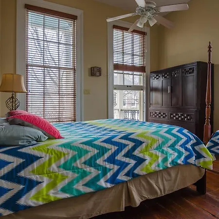 Hostel The Atlas House New Orleans