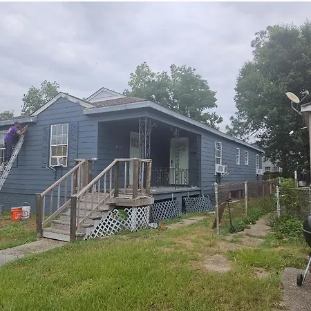 The Cozy Spot In The Heart Of The City. New Orleans