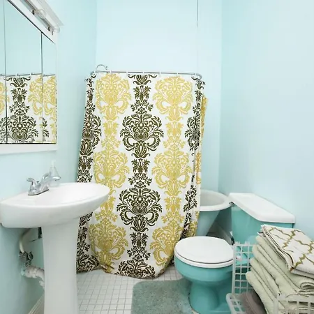 Historic Treme Creole Historic Getaways W Pool Holiday home *