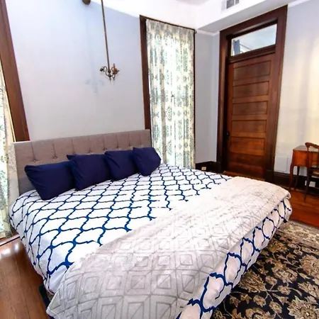 Claiborne Historic Mansion - 5 Bed-3bath * New Orleans