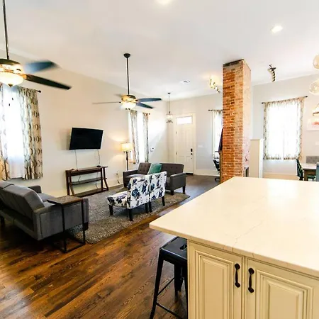 Villere Esplanade Ridge Gem Historic Getaways