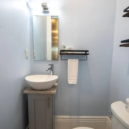 Governors Historic 5bed-5ba Apartment