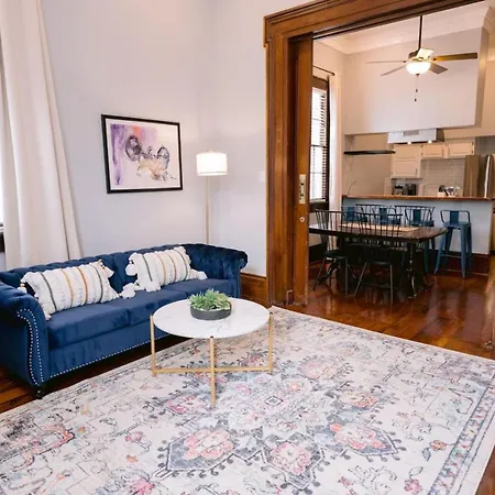 Marais Gem - Monthly 1br *