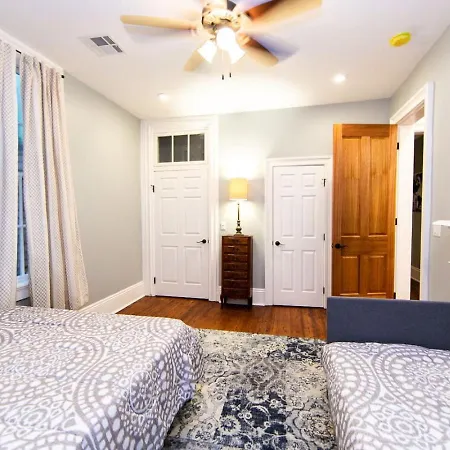 Holiday home Elysian Historic - 4 Bed-4 Ensuite Baths New Orleans