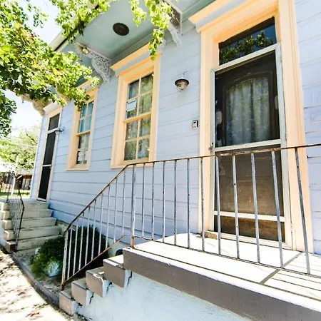 Holiday home Kerlerec Victorian - Steps To French Qtr. *