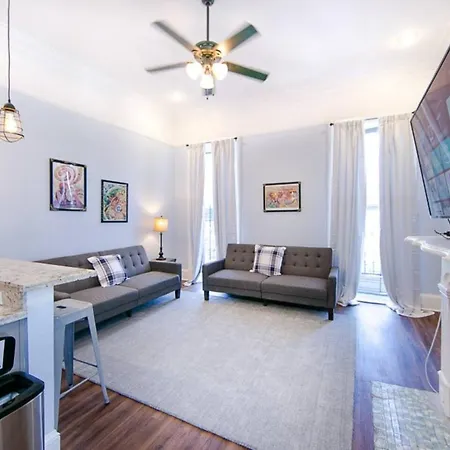 Apartment Claiborne Historic Victorian Mansion Historic Getaways W Pool New Orleans