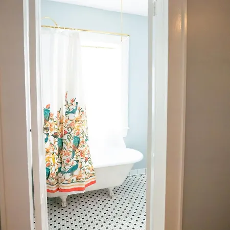 Apartment Ursulines Charming 1 Bedroom Monthly