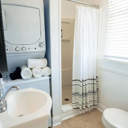 Holiday home 1529 Dumaine Street *